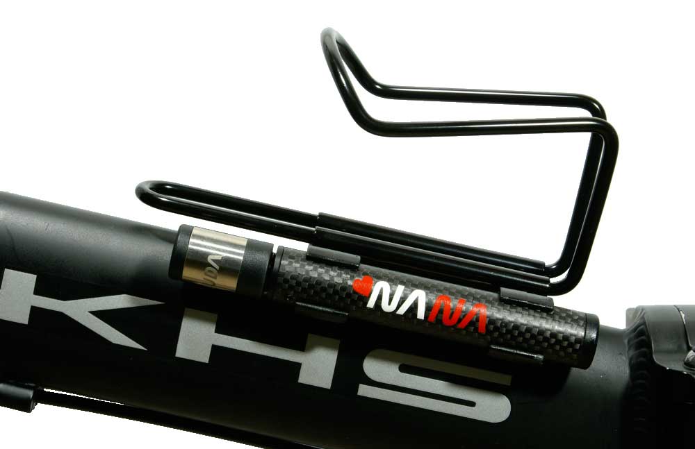 Barbieri NANA Mini pompe vélo en carbone et titane ultra puissante
