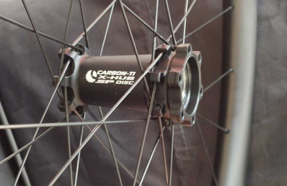 ctkarbon-rush-wheels-carbon-ti-ocho-hubs